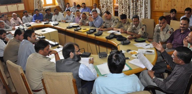 Div Com Kashmir Convenes a meeting-Scoop News