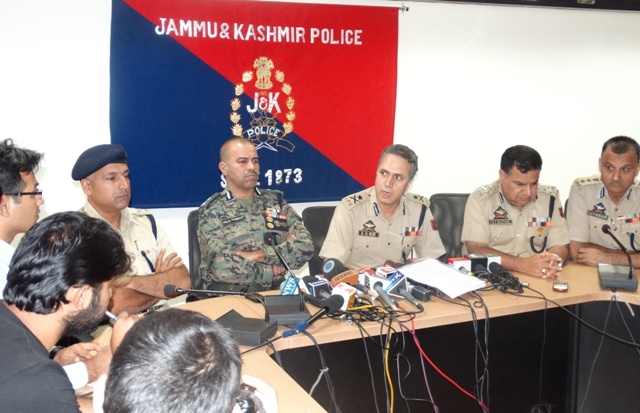 IGP Kashmir addressing Press conference-Scoop News