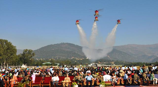 SARANG  Helicopter display team  enthralls audience-Scoop News