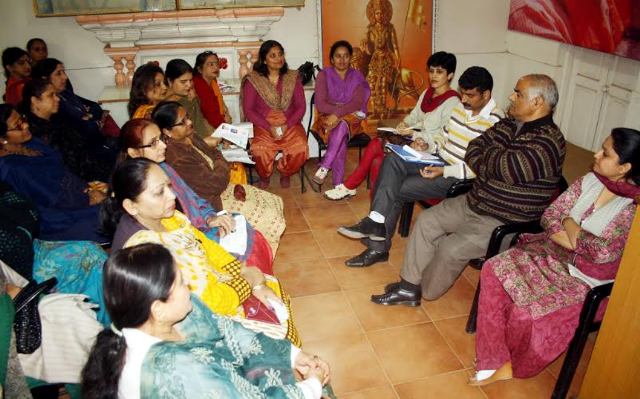 Mahila Morcha held meeting 