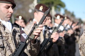 Elite Spanish NATO troops return from Afghanistan. 