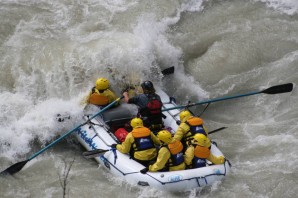 kicking-horse-rafting