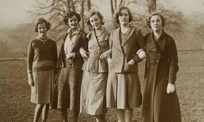 Jessica, Nancy, Diana, Unity and Pamela Mitford in 1935