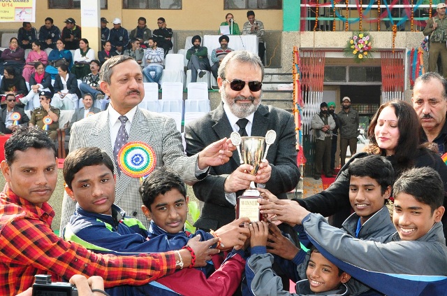 Chief Secretary, Mohammad Iqbal Khandey gives away trophies, prizes 