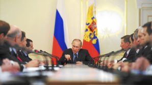 Putin meets with Security council members. 