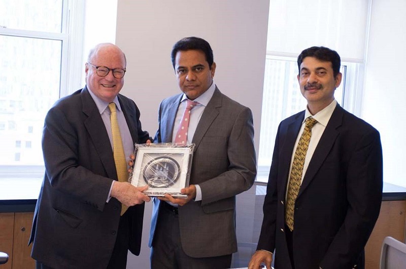 Day 2 program: Mr. KT Rama Rao, Minister for IT, Telangana, meeting Mr. Frank Wisner, former US Ambassador to India, as part of US Trip in New York on 08-05-2015.