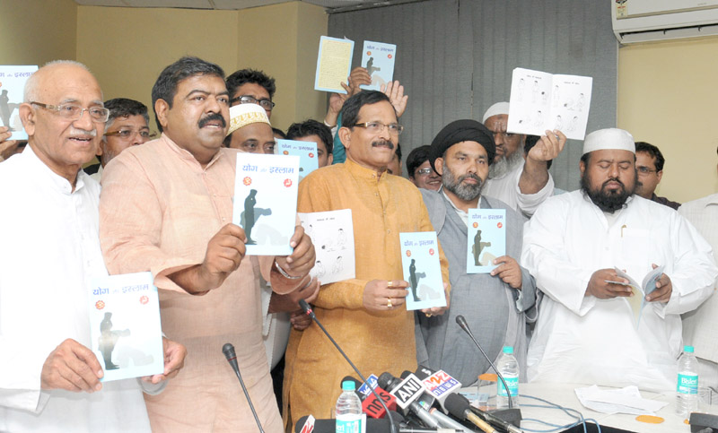 The Minister of State for AYUSH (Independent Charge) and Health & Family Welfare, Mr. Shripad Yesso Naik releasing a book titled ‘Yoga and Islam’, at a function, in New Delhi on June 17, 2015.