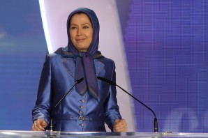 EY2D4882-Maryam-Rajavi-speaks-during-major-Iran-opposition-Rally-in-Paris-13-June-2015