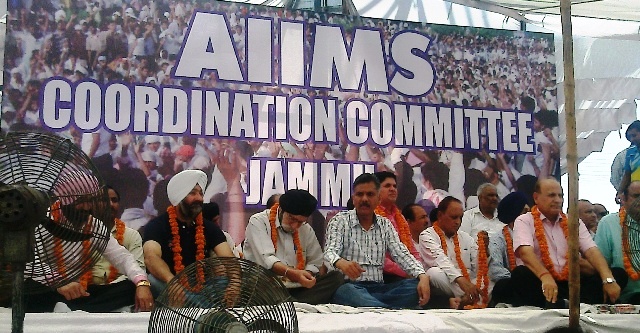 AIIMS-CC Protesters on indefinite chain hunger strike at the venue-Scoop News