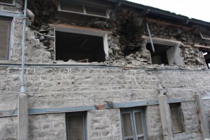 Historical building of Mountain Inn damaged by earthquake 