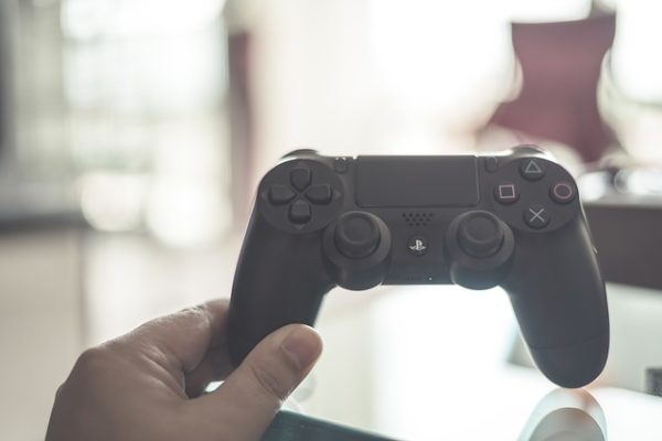 5 Gaming Gadgets To Make Your Gaming Experience Sublime